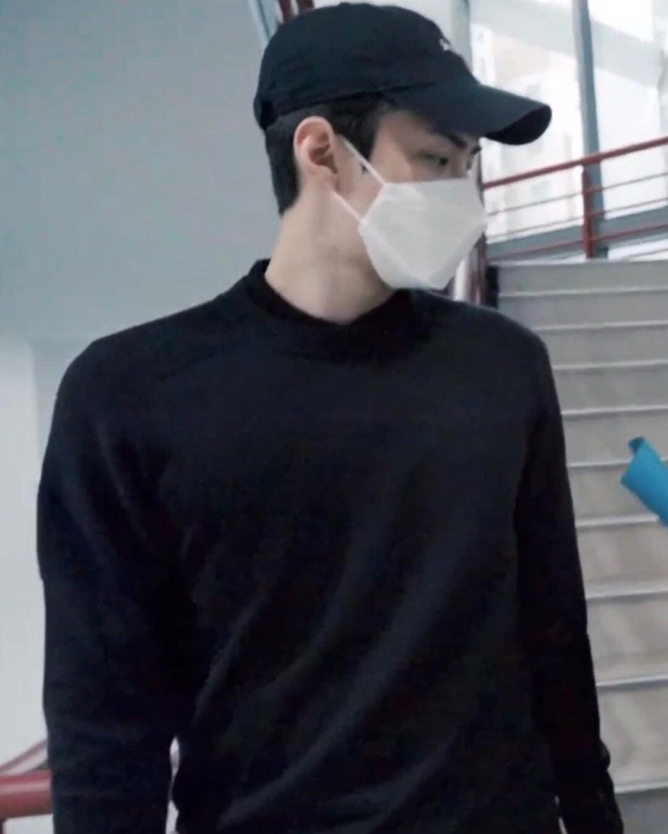 94LOOKS's tweet image. #SEHUN #세훈