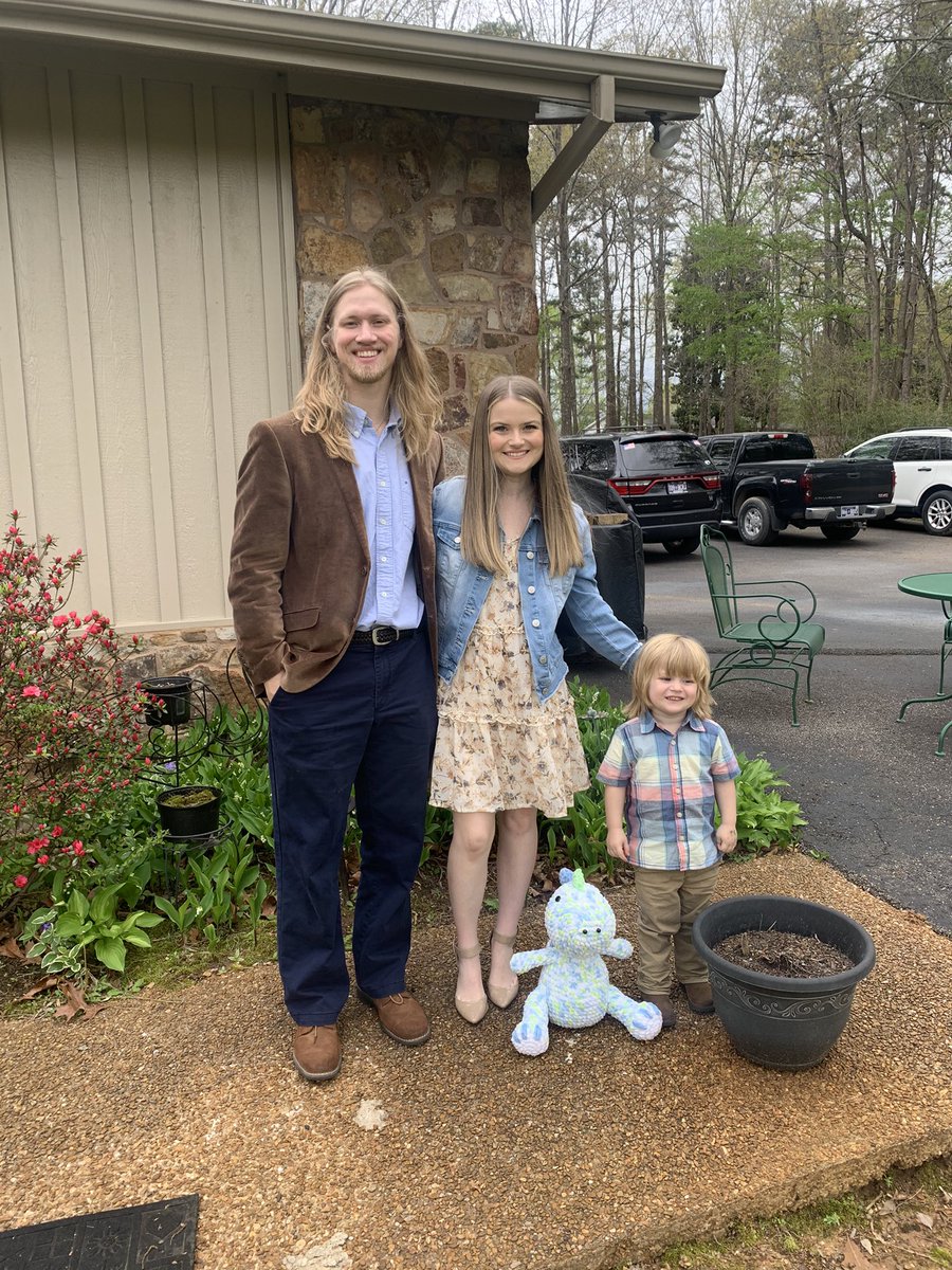 joshrunyon00's tweet photo. Thankful for a Risen Savior. Happy Easter! https://t.co/mQuHweLIUw