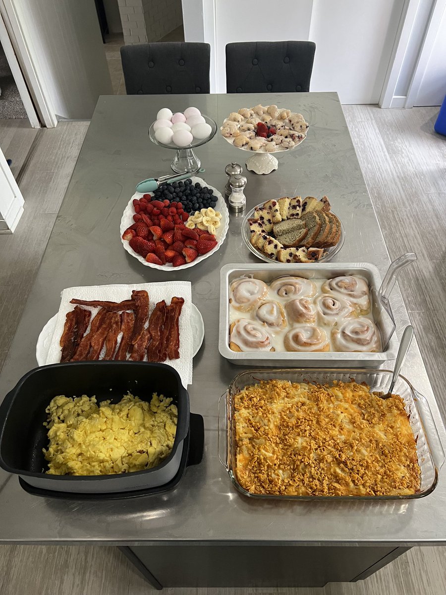 Easter brunch with <a href="/plowwife/">Jennifer Campbell</a> Blueberry pound cake ❤️ 5 stars as is, DIL dipped few slices in a French toast batter of egg, milk, vanilla, browned and sprinkled with p sugar. #delicious