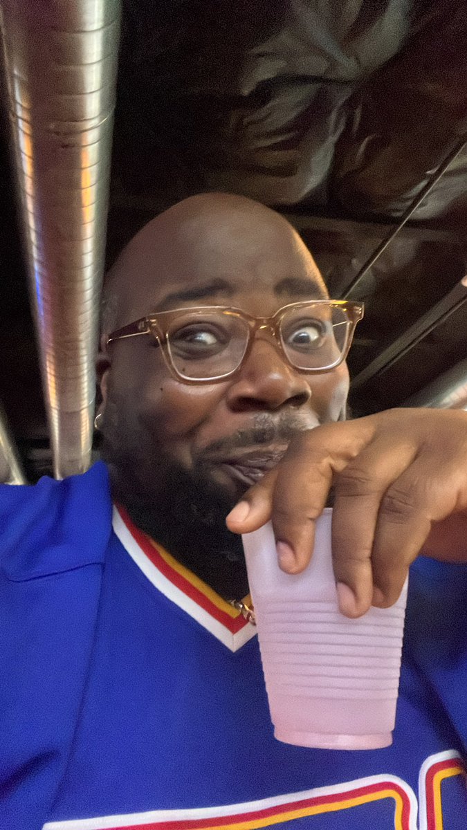 Bruce Wayne tweet media