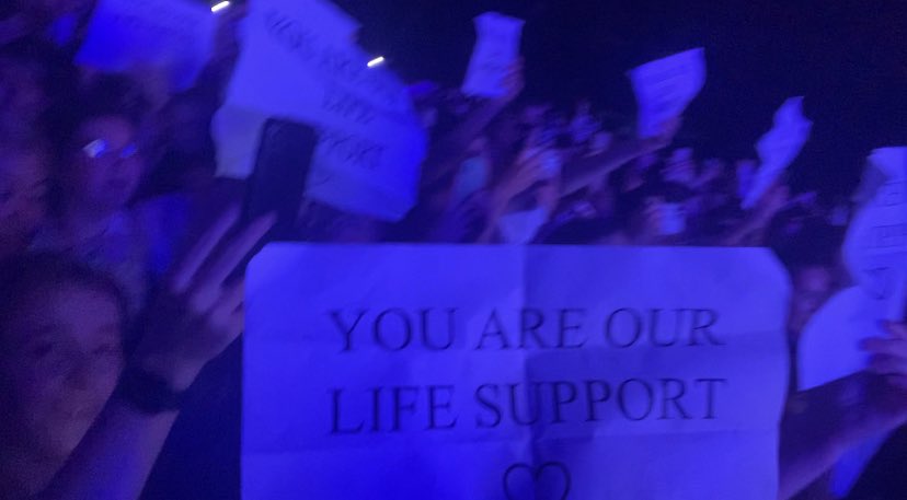 MACHINEMADS's tweet photo. a core memory 💌🧸🪐🐇
#LSTManchester @madisonbeer thank u to everyone who took part, it couldn’t of went any better I’m so happy :) https://t.co/QN8ugqeE2M