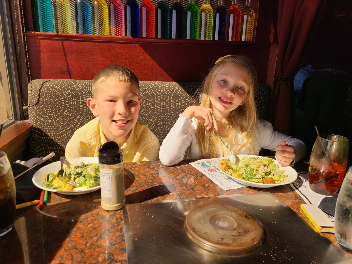 eacederberg tweet media