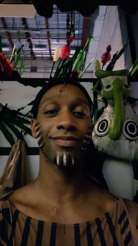 Ebjdance1's tweet photo. That 2 show day look
.
#EBJDance #dance #Dancer #dancers #Broadway #nationaltour #TheLionKing #Disney #disneyonbroadway #swing #swingnation #SundayFunday #sundayvibes https://t.co/FtcH85bPa1