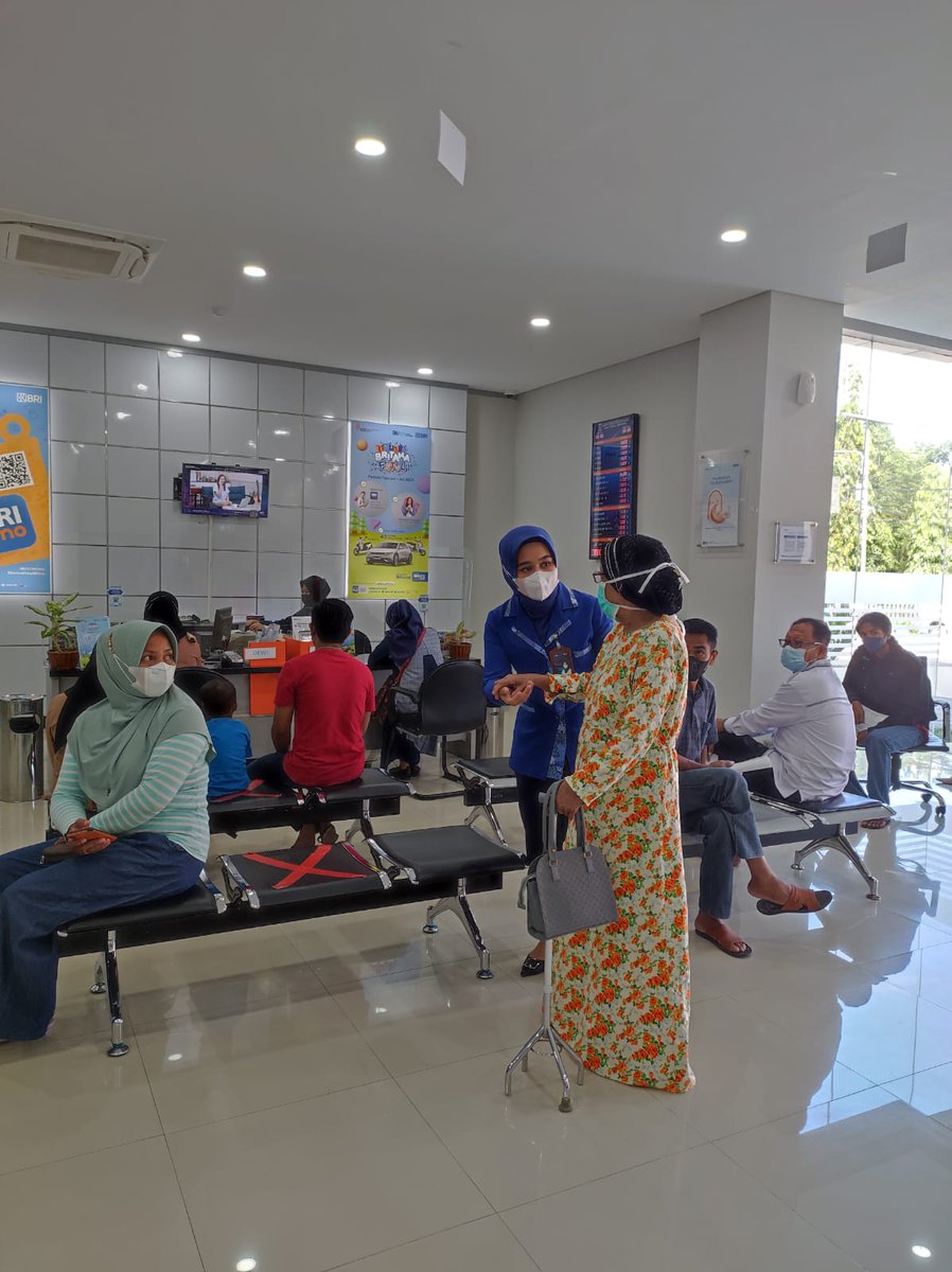 DewiSur23846489's tweet photo. CS BRI selalu sigap dalam Melayani Kebutuhan Nasabah
#brimakassar https://t.co/bnP9DBgHy7