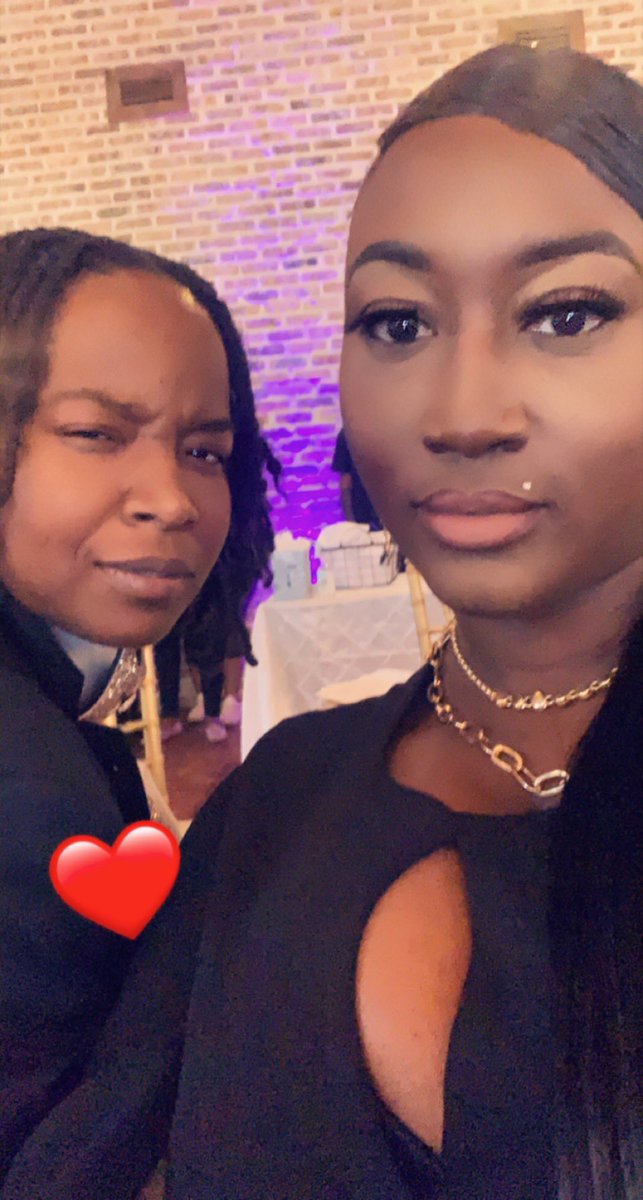 SingingOnly_4Yu's tweet photo. My forever 🤞🏾💕🌈 https://t.co/zN8NUoUKm0