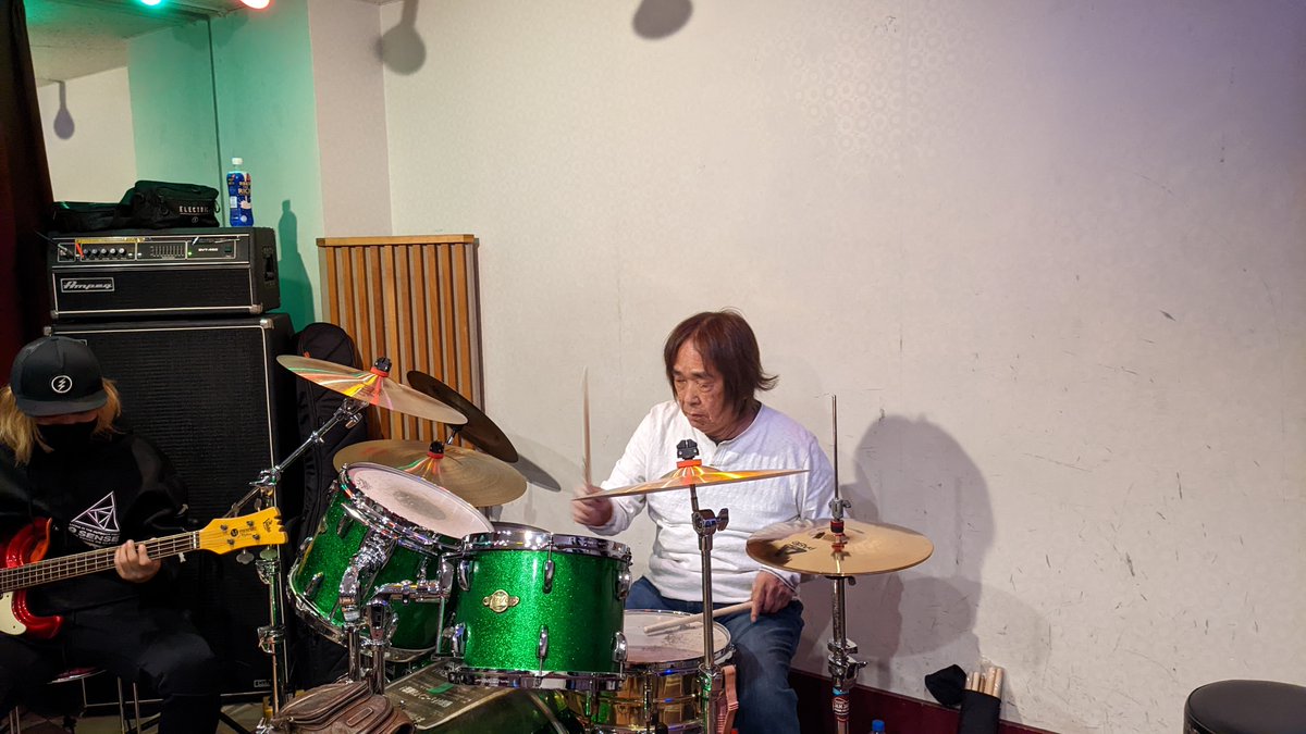 TheCromwell2's tweet photo. 昨日は、4/21吉祥寺MANDALA-Ⅱに向けてのゲネリハでした！■act 
 ★SERIKA  AUF-KINO
★The CROMWELL
■Open 18:30 / Start 19:30
■Charge 3,200yen+d / Door 3,700yen+d
チケットのご用命は各メンバーまで！！
#thecromwell #内藤まさみ #寺中名人 https://t.co/bm2IMYDvNy