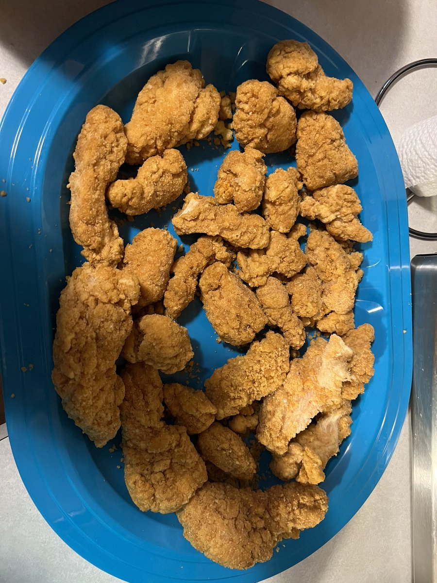 1979Sunflower's tweet photo. @TysonBrand Might want to change it to nuggets…this is what I got out of a full bag. Maybe 6 strips if I was lucky… https://t.co/4D2hv8f1st