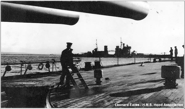 HMS_HoodUK's tweet photo. Taken by Leonard Eves who was lost in Hood on May 24th 1941.
HMS Prince of Wales steaming past Hood in Scapa during exercises she conducted in the run up to the Battle of Denmark Strait.
#RoyalNavy #HMSHA #WW2 #WorldWar2 https://t.co/D1Y3jlt5JR