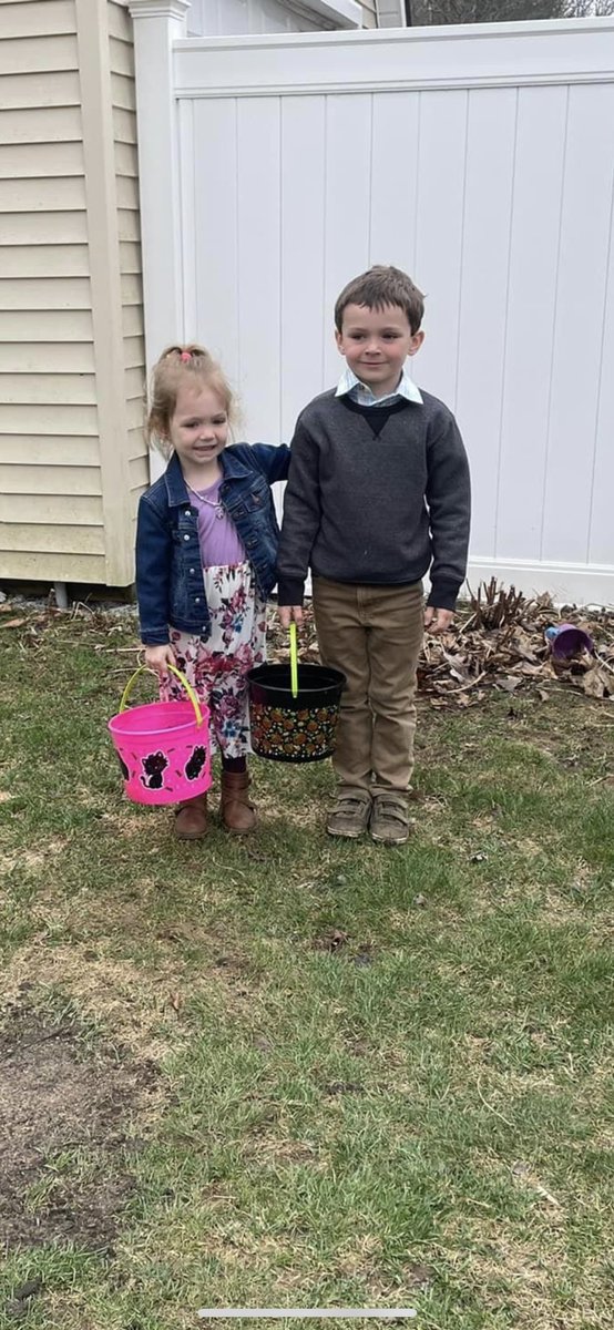 WeaverMichelle4's tweet photo. Happy Easter❤️ https://t.co/Kux5mHjeHu