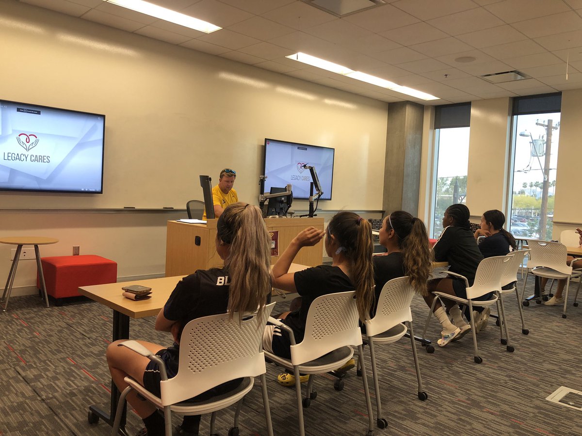 Thank you to <a href="/ParkUAZ_WSoccer/">Park University-Gilbert Women’s Soccer</a> for providing us a very fun opportunity to train w/ you &amp; tour the <a href="/ParkBuccaneers/">Park University Gilbert Buccaneers</a> campus!

The girls learned about the beautiful program that Coach Hartley is building, the 1st class facilities, &amp; they experienced the intensity of the next level 🔥