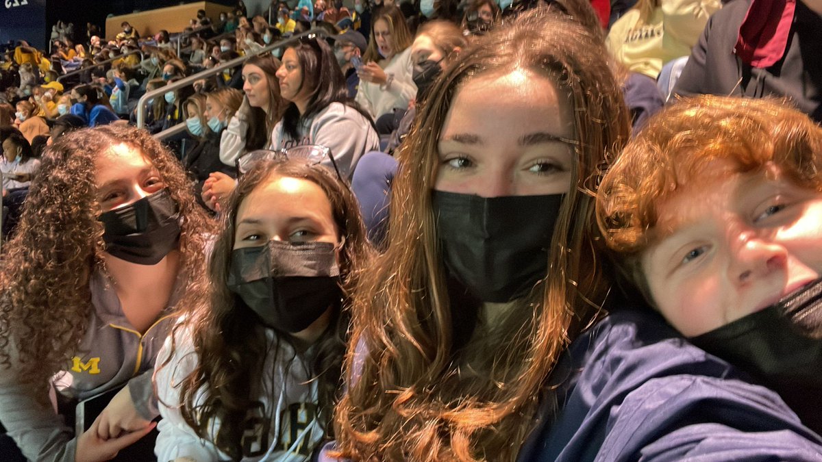 Spring programming is full in SWING...but first, let us take a selfie 🤗🤳 #SelfieSunday