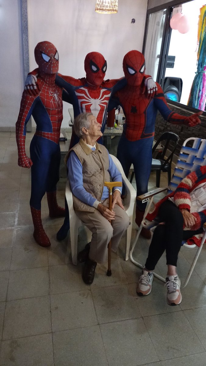 <a href="/ValenCladis/">Valen Cladis ❤</a> lo que importa es que la abuela quedo contenta