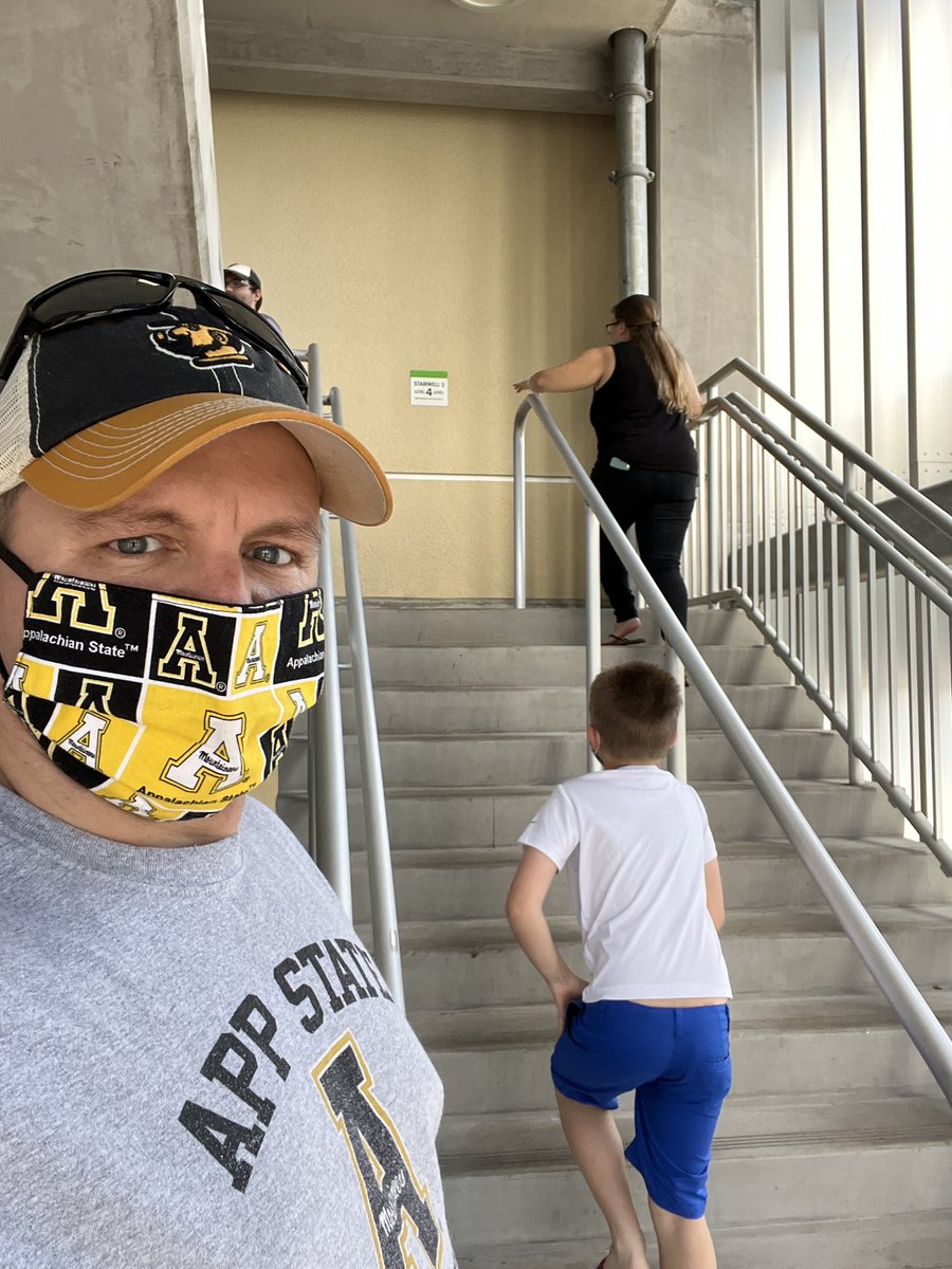 AppStateAlum05's tweet photo. Hey @CoachDKerns Even on vacation at @DisneySprings we are #TakingThe Stairs ! https://t.co/bKxN8tyaZP
