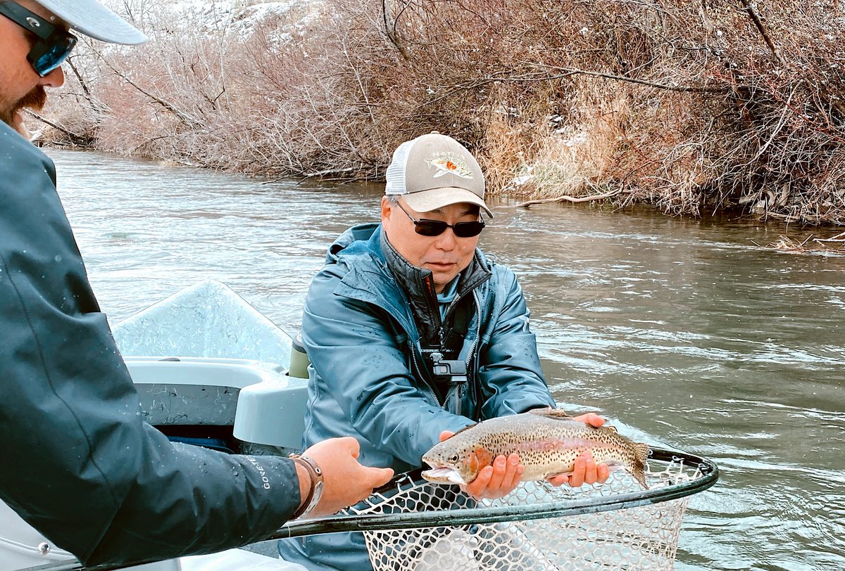 Last week on the Yakima River 💪🏻 #topflyguides #fishpondusa #clackacraft #flyfishing