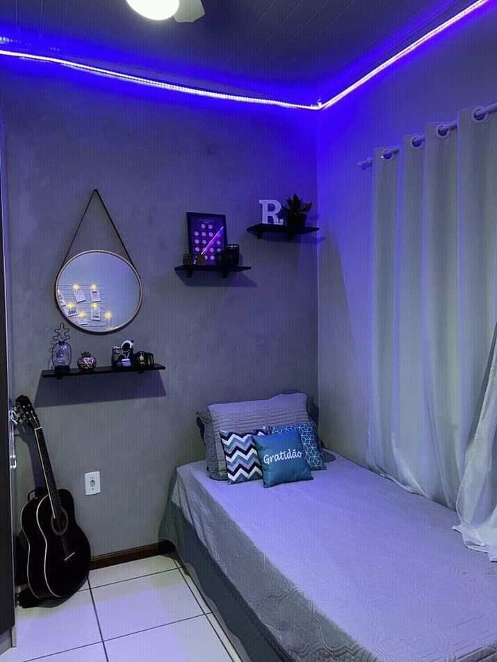 Ide Kamar sempit dan low budget 

A tread