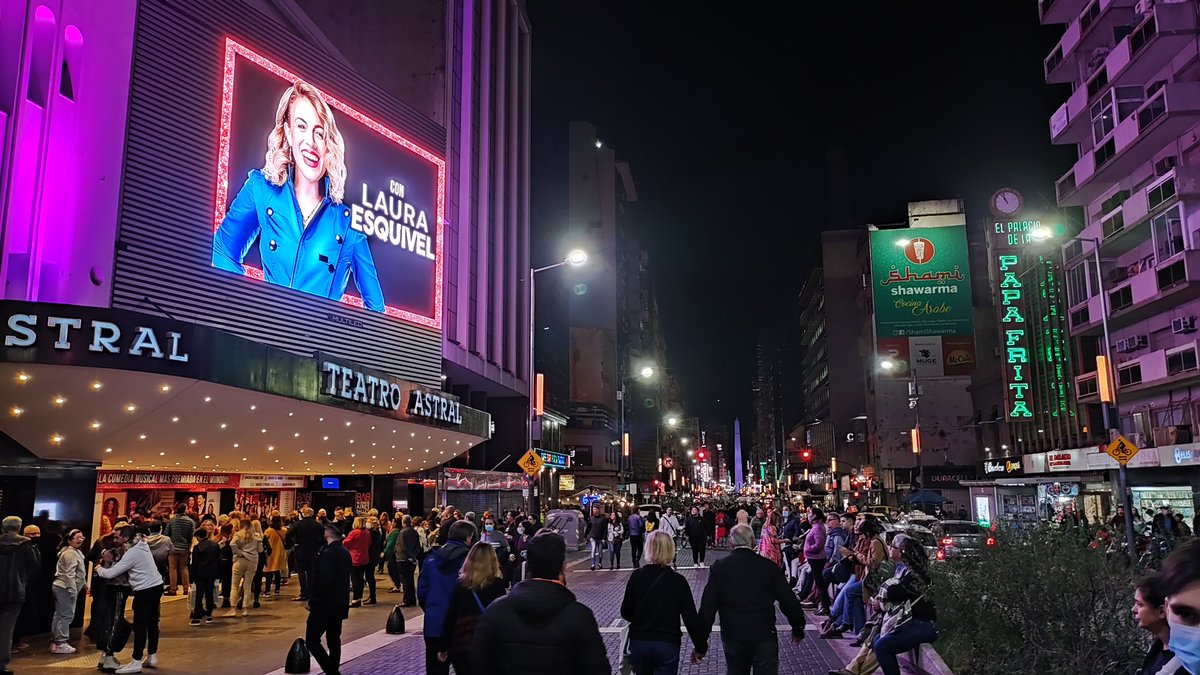 Por la ciudad de la furia..