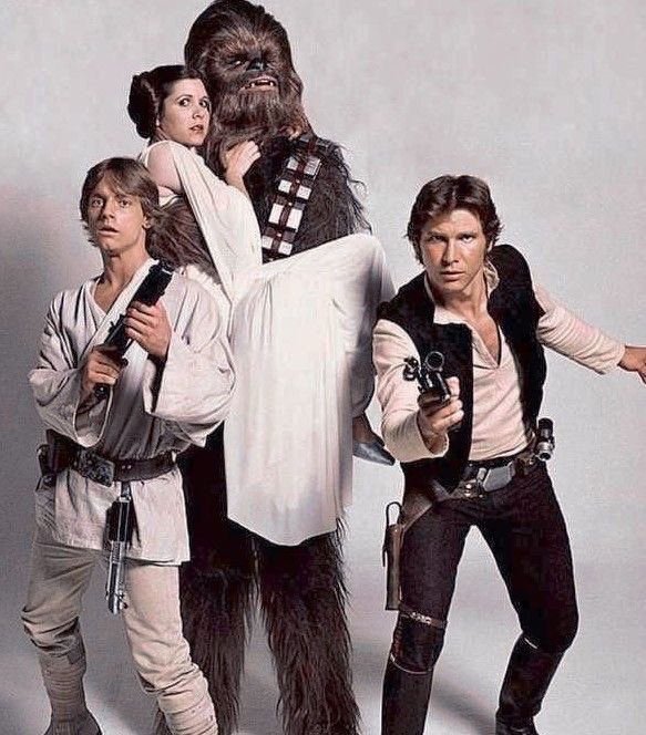 mark hamill, carrie fisher, harrison ford, and peter mayhew doing promo pics for Star Wars!!! #StarWars #originaltrilogycast https://t.co/2ltyRG5Tft