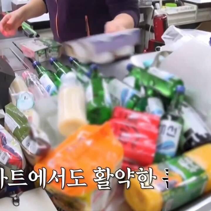 daengyeol's tweet photo. I stan mga lasinggero 😩✊🏻

#EXO #weareoneEXO https://t.co/zW0CxUTjab