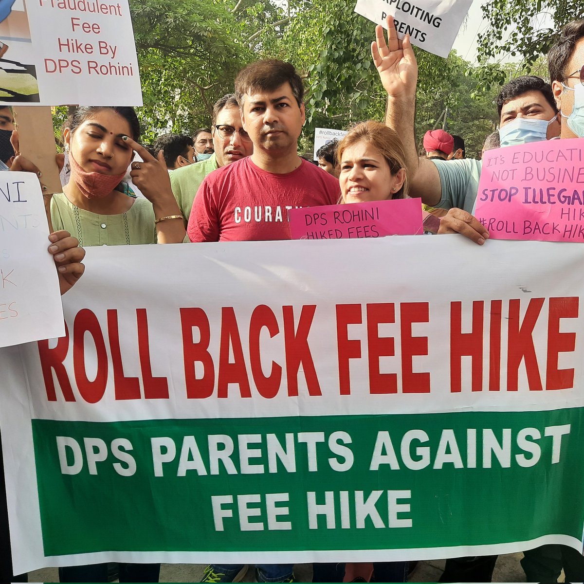 DPSRParents2022's tweet photo. AAP and dps ROHINI ignoring parents complaints..... https://t.co/DHOUq45aZ2