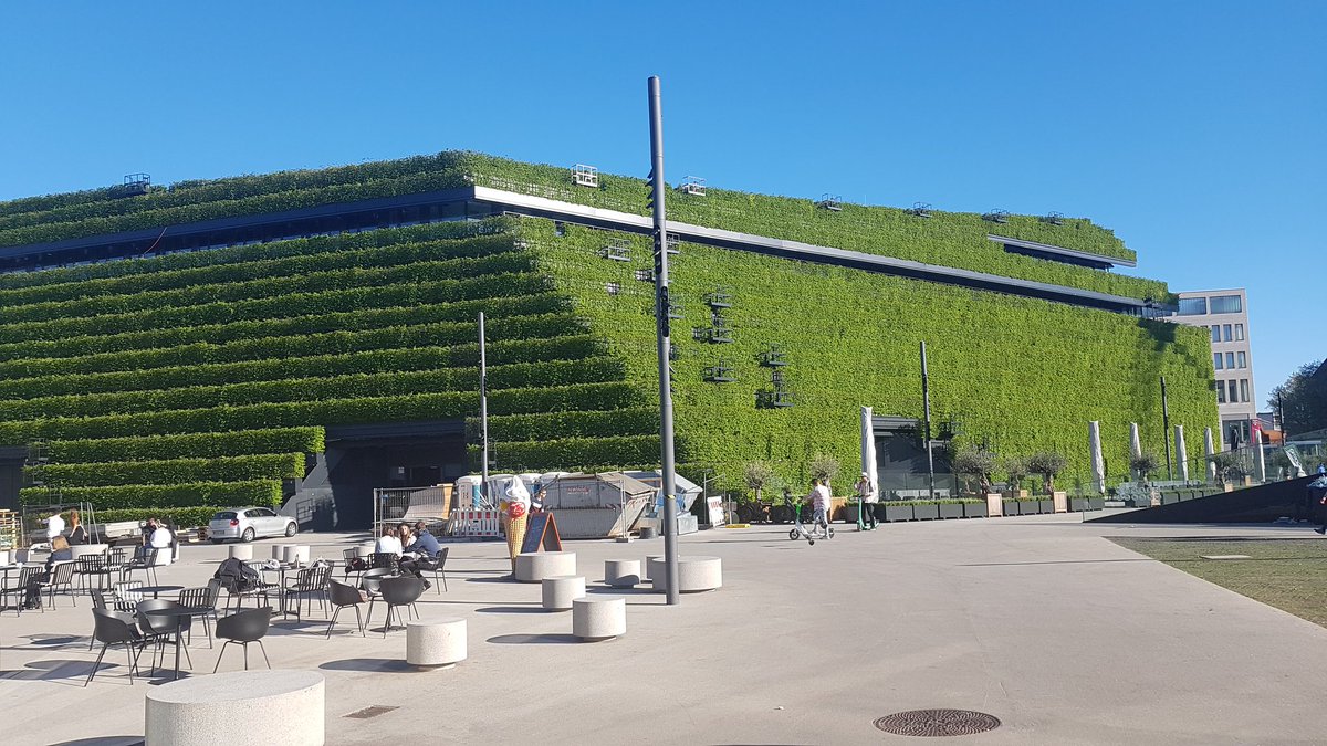 Auf geht es zu Tag 10 der <a href="/Schokofahrt/">Schokofahrt</a> zurück nach Konstanz. Heute Nacht war Station in der Landeshauptstadt.