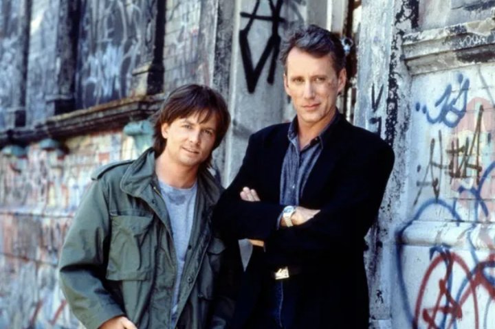 Happy Birthday to Mister James Woods (scène du film \La Manière Forte\ (Hard way)) 