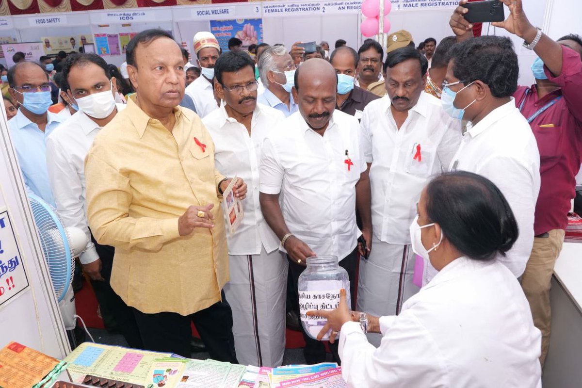 The #BlockHealthMela in #TamilNadu was inaugurated by Hon'ble MP Thiru. TR Baalu and our Hon'ble #HealthMinister @Subramanian_ma with other officials at Vanagaram today. #HealthForAll #MakkalaiThediMaruthuvam @MoHFW_INDIA @PIB_India @pibchennai @RAKRI1 @dphrelief @104_GoTN