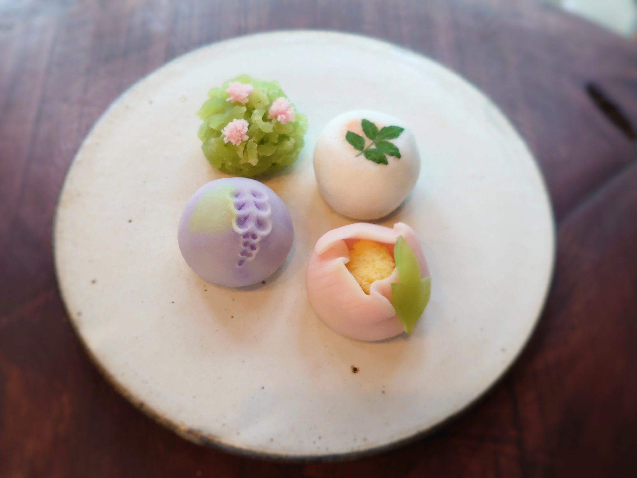 和洋菓子 An寿an 上生菓子 富貴草 藤 つつじ 木の芽 桜は散ってしまいましたが 至る所で新たな花を見かけるようになりました 上生菓子 和菓子 T Co Ezk47bd859 Twitter 和洋菓子 An寿an 上生菓子 富貴草 藤 つつじ 木の芽 桜は散ってしまいましたが 至る所で新たな花を見かけるようになりました 上生菓子 和菓子 T Co Ezk47bd859 Twitter