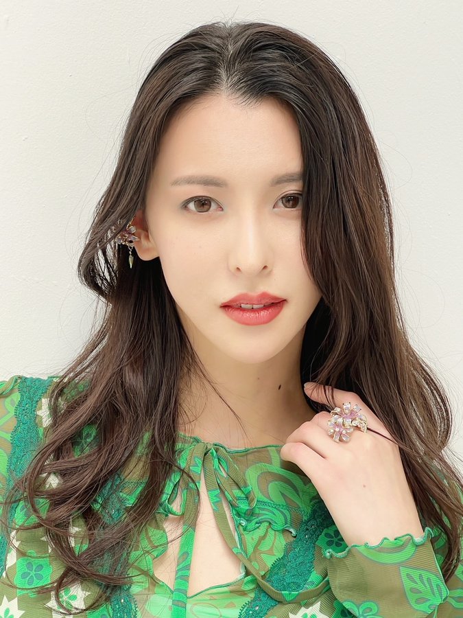 未来日記シーズン２モカ 百華 のプロフィールやインスタ 学歴や経歴も調査 Netflix はるかんブログ