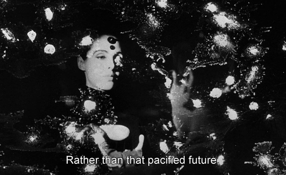 CinemaSlices's tweet photo. La Jetée (1962) dir. Chris Marker https://t.co/9dTgNVGIyt