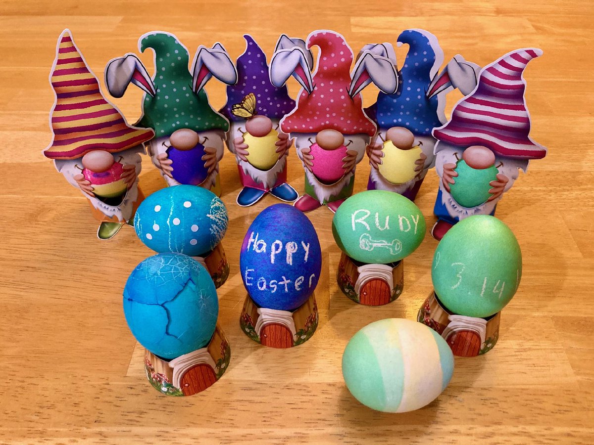 SraJasmine's tweet photo. Happy Easter! Egg-stra special day with my gnomies. https://t.co/cqbkdcA6af