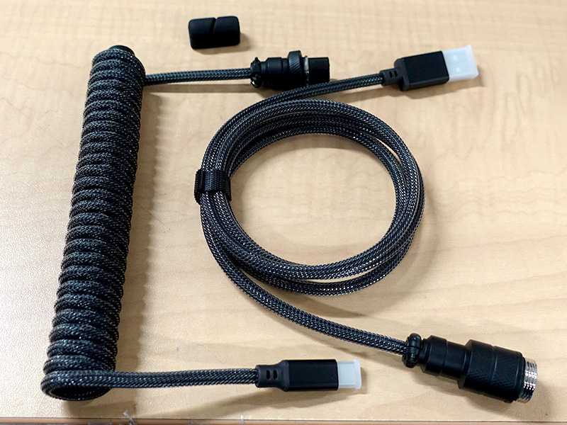 watch_akiba's tweet image. 更新：CableModのキーボード用コイルケーブルが入荷、アビエイターコネクタ採用 akiba-pc.watch.impress.co.jp/docs/news/news… #CableMod