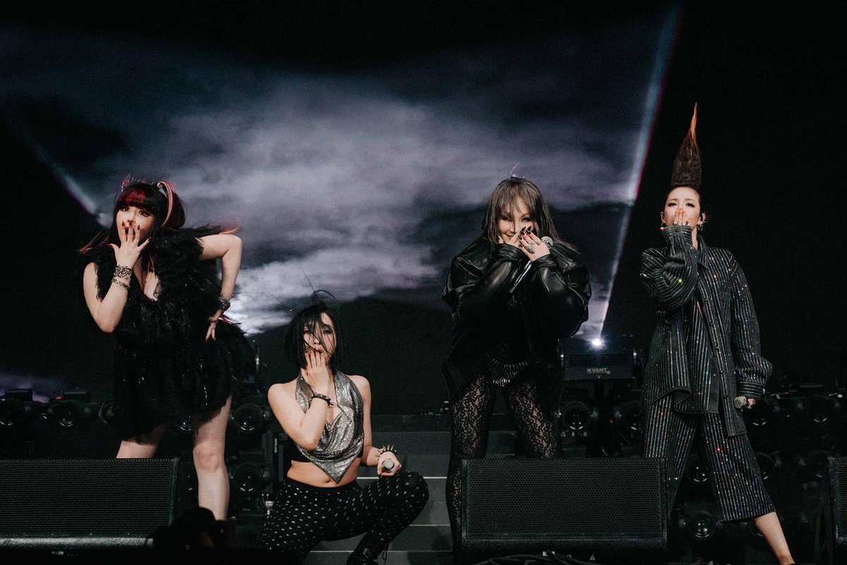 ParkBomTeam's tweet photo. [220418] CL instagram update

I am greatful and blessed to be alive with pleasure. Long enough to witness the marks I make and things I create blossom. 

The reason why I was invited to Coachella and I really wanted to invite the members here is because https://t.co/3cpU9f0qHa