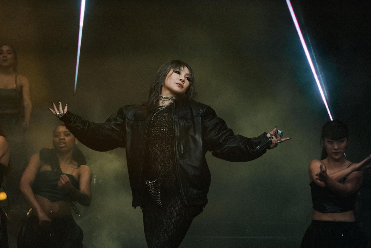 ParkBomTeam's tweet photo. Next time, I'll continue to run for the day when I fill up the entire hour of performance. 

#2NE1 #CL #CLchella @chaelinCL https://t.co/0U6RgDP4VQ