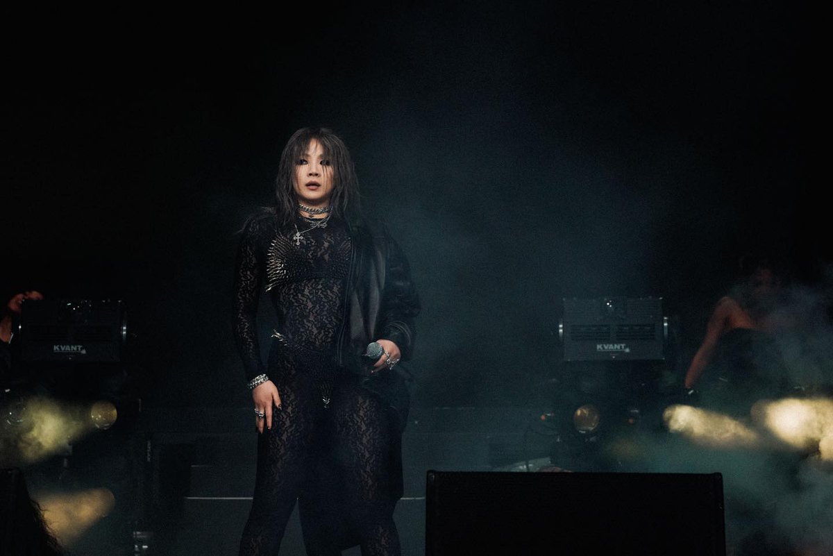 ParkBomTeam's tweet photo. Next time, I'll continue to run for the day when I fill up the entire hour of performance. 

#2NE1 #CL #CLchella @chaelinCL https://t.co/0U6RgDP4VQ
