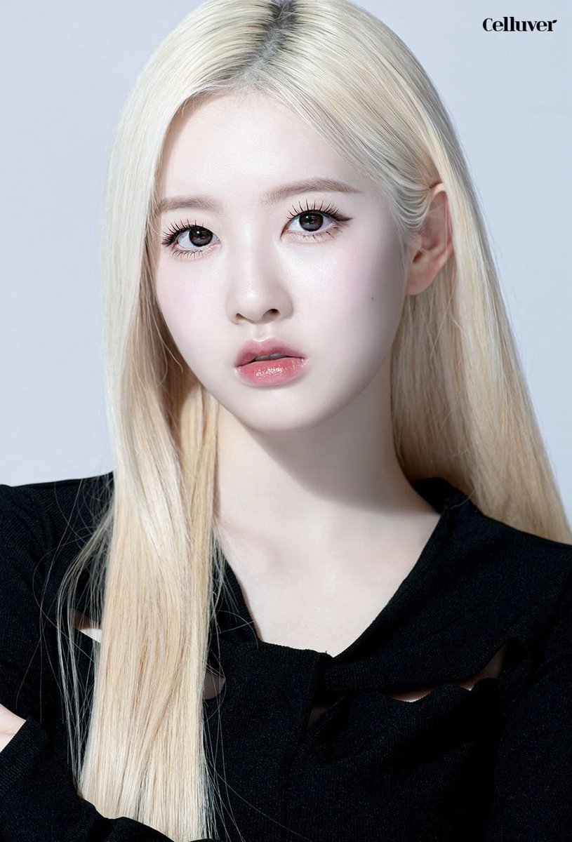 SIEUNFILED's tweet photo. Sieun for Celluver’s “The Scent of Black” https://t.co/NNUZidDd7X
