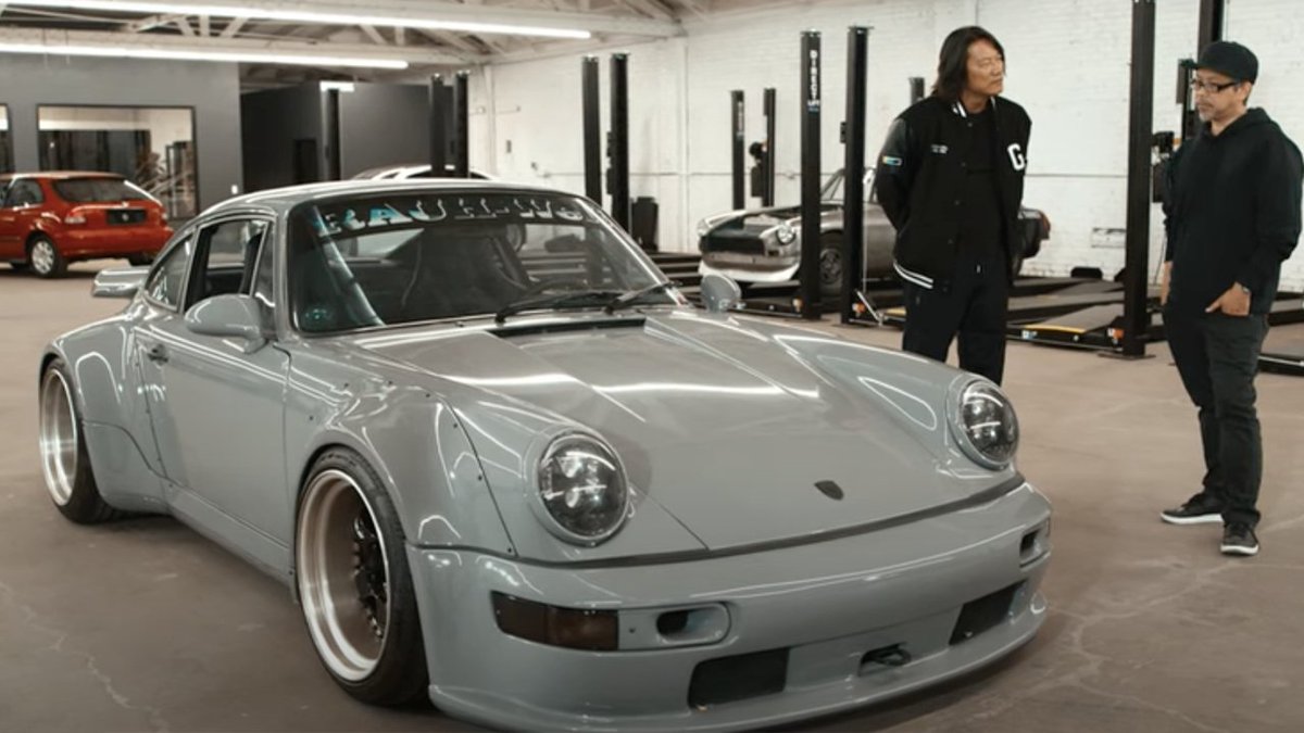 Kuruma_NFT's tweet photo. KurumaNFT x Jon Sibal Collab NFT Coming Soon. 

Mint a Pit Pass on 4/19 to WL on this exclusive project!

@jonsibal explains to @sungkang on how he thinks RWB Porsches are perfect for NFTs. Watch why..https://t.co/aABDQT7Vkh

#rauhwelt #RWBPorsche #kurumaverse #NFT https://t.co/PTH14LMxKS