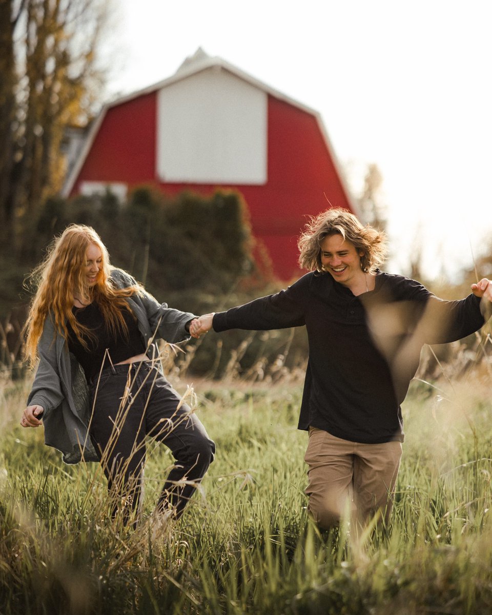 GroverMaxwell's tweet image. Snuck into a farm today to get some photos