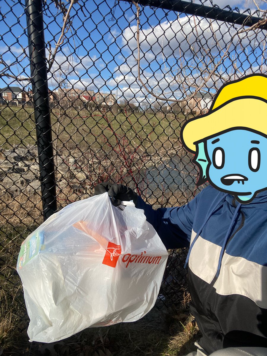 nfts_kyle's tweet photo. @fishyfamNFT’s community is amazing! How many other communities help clean up our spectacular Earth!?🌍 

Although I didn’t get to meet the amazing team members like @HBAcrypto @Luis_TheGod or @4evaFamouss at the IRL Coney Island clean up, I still did my part!

 #FishyFamCleanup https://t.co/cV8AD9y3W5