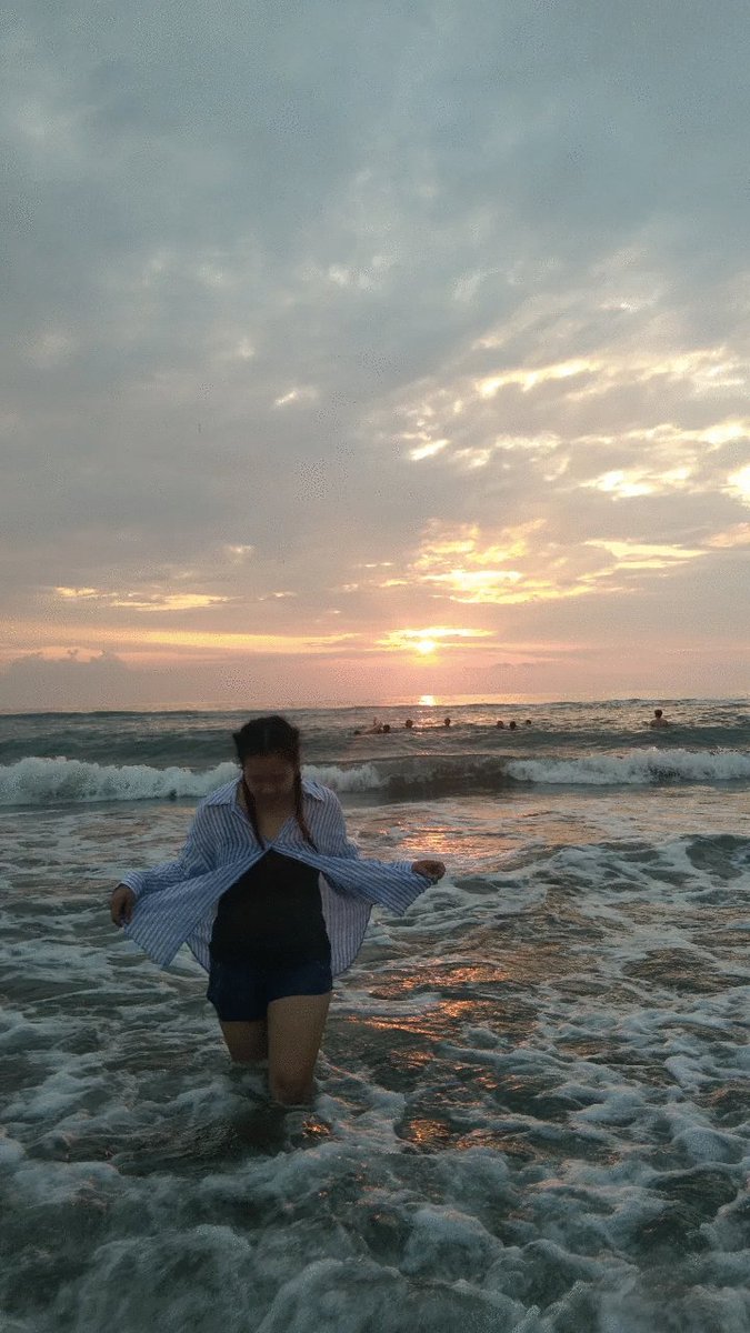 supernams17's tweet photo. When the sun sets.. https://t.co/6vTcUIITZT