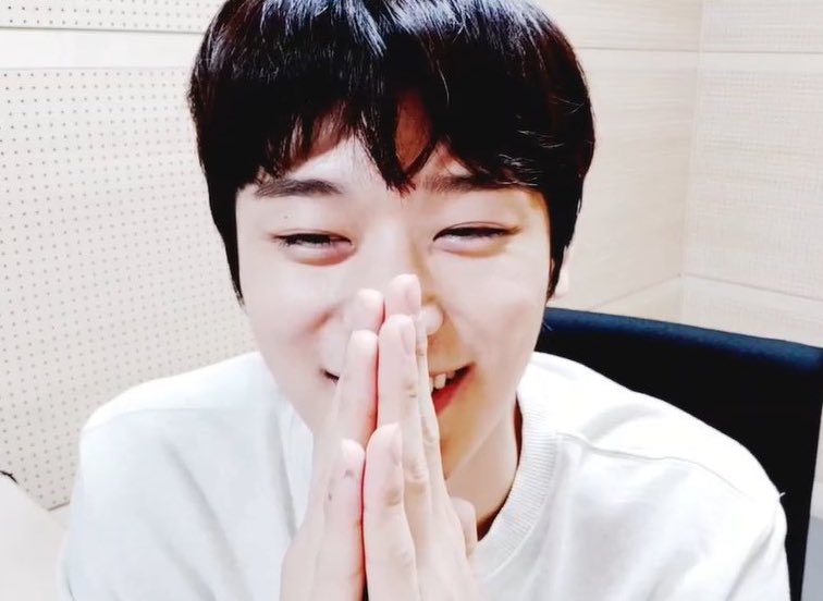 ehrxm__'s tweet photo. 마사카— 친남매인데.
                                ..역시…그렇겠죠….
아니. 시라나이 야쯔가 보면
코이비토같이 보일지도?
                                  그, 그렇겠죠! 헤헷. https://t.co/OpQAIxYXck