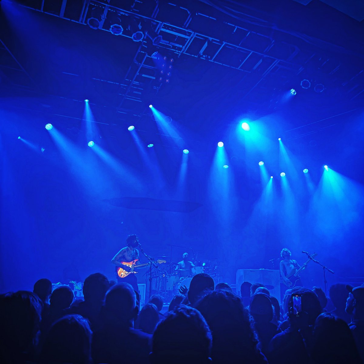 SpeedShiftDshan's tweet photo. 🔊 @BiffyClyro https://t.co/Lcw3SLPYnZ