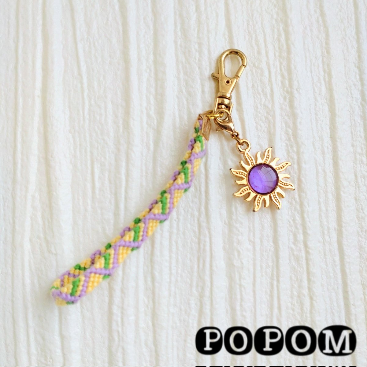 popom_a27's tweet photo. #ミサンガキーホルダー
ラプンツェルをイメージした
キーホルダーを作ってみました！

#POPOM
#ハンドメイド
#ミサンガ
#キーホルダー
#ラプンツェル
#ハンドメイド好きな方と繋がりたい
#ハンドメイド販売
#ハンドメイド売りたい買いたい https://t.co/ReYrFIJmcS