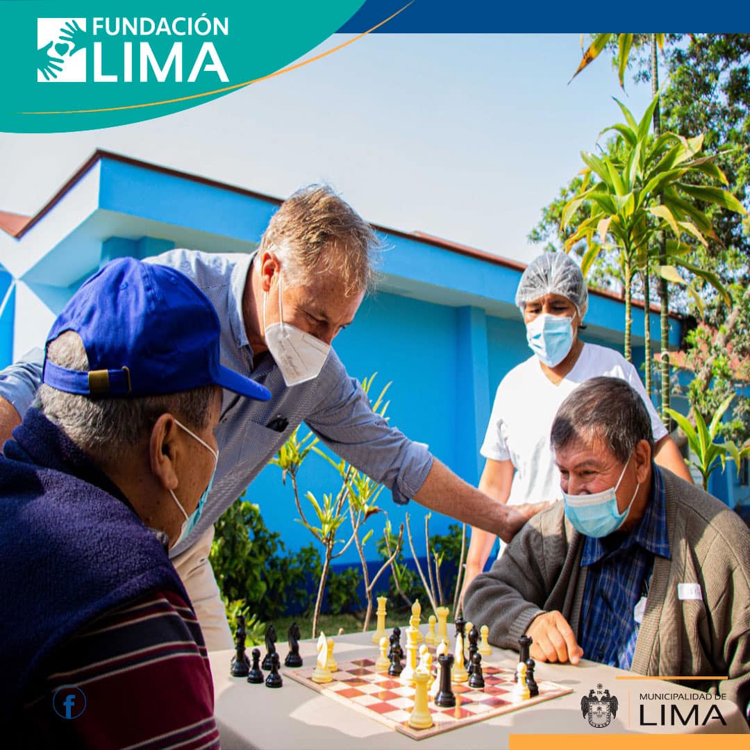 FundacionLima's tweet photo. Este martes 12 de abril estuvimos en la presentación de la renovación del Albergue  Maria Rosario Áraoz 
Gracias a la empresa National Cleaning, pudimos compartir un agradable desayuno junto a los albergados logrando recaudarse S/1,213.10 soles en productos de primera necesidad. https://t.co/k32ZGtf2XM