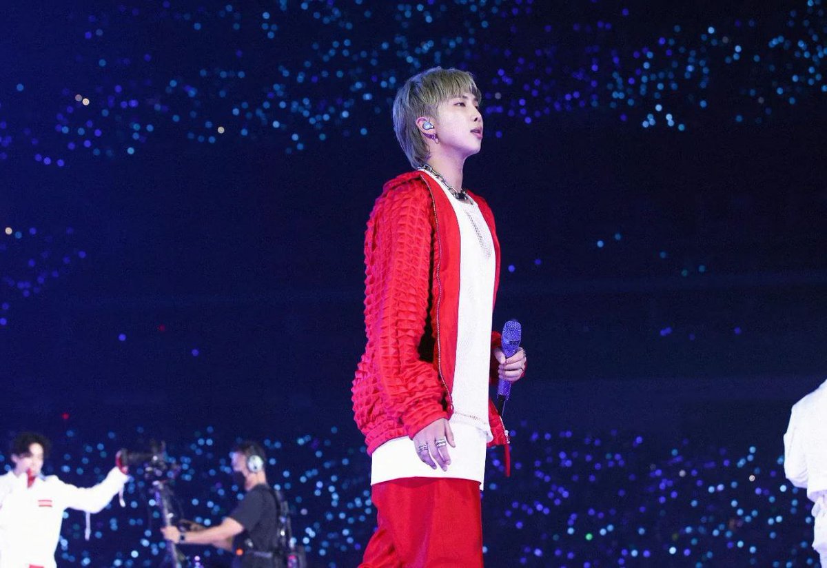 Paramitha262's tweet photo. PTD LAS VEGAS
#NAMJOON #ARMY 
@BTS_twt https://t.co/xcG4OU9v52
