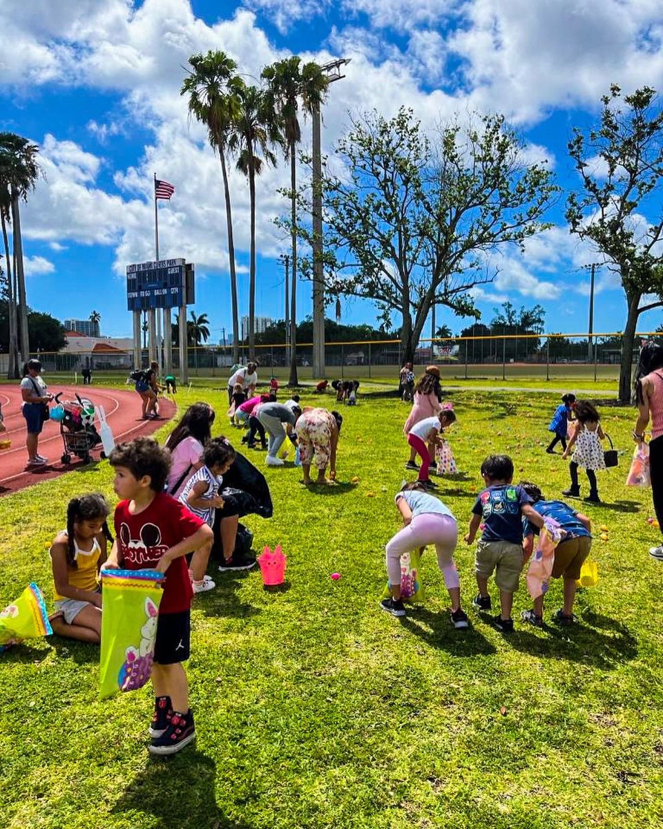 alexDLPmiami's tweet photo. Thank you to everyone that came out to our Easter Egg Hunt at Curtis Park in Allapattah and all the wonderful sponsors that came out to support the community with us!
#DLPMiami #CurtisPark #Easter #CityofMiami #Allapattah https://t.co/Aupt5UkiJA