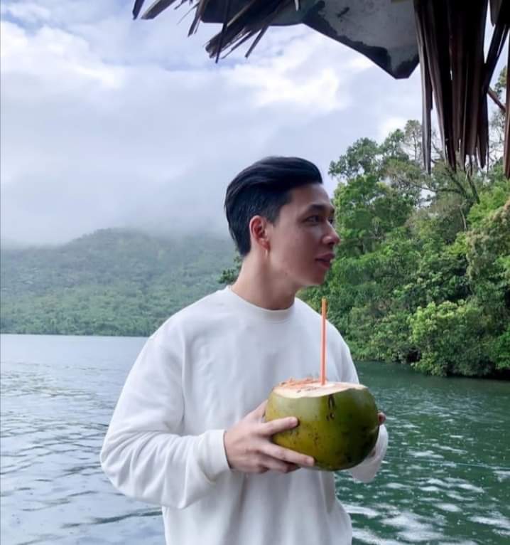 JuanersKisses's tweet photo. This is what handsome looks like:
#JuaneHaveFun https://t.co/kWOFgNiRiL