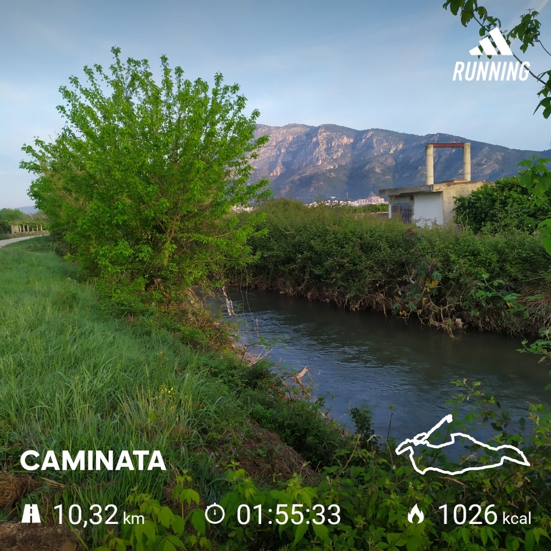 PepeRCiscar's tweet photo. #BonDia #FeliçDilluns
Comencem la semana... #Caminant #Esport #Costancia
#RiuVaca #TavernesDeLaValldigna https://t.co/FvCE6v0JRG