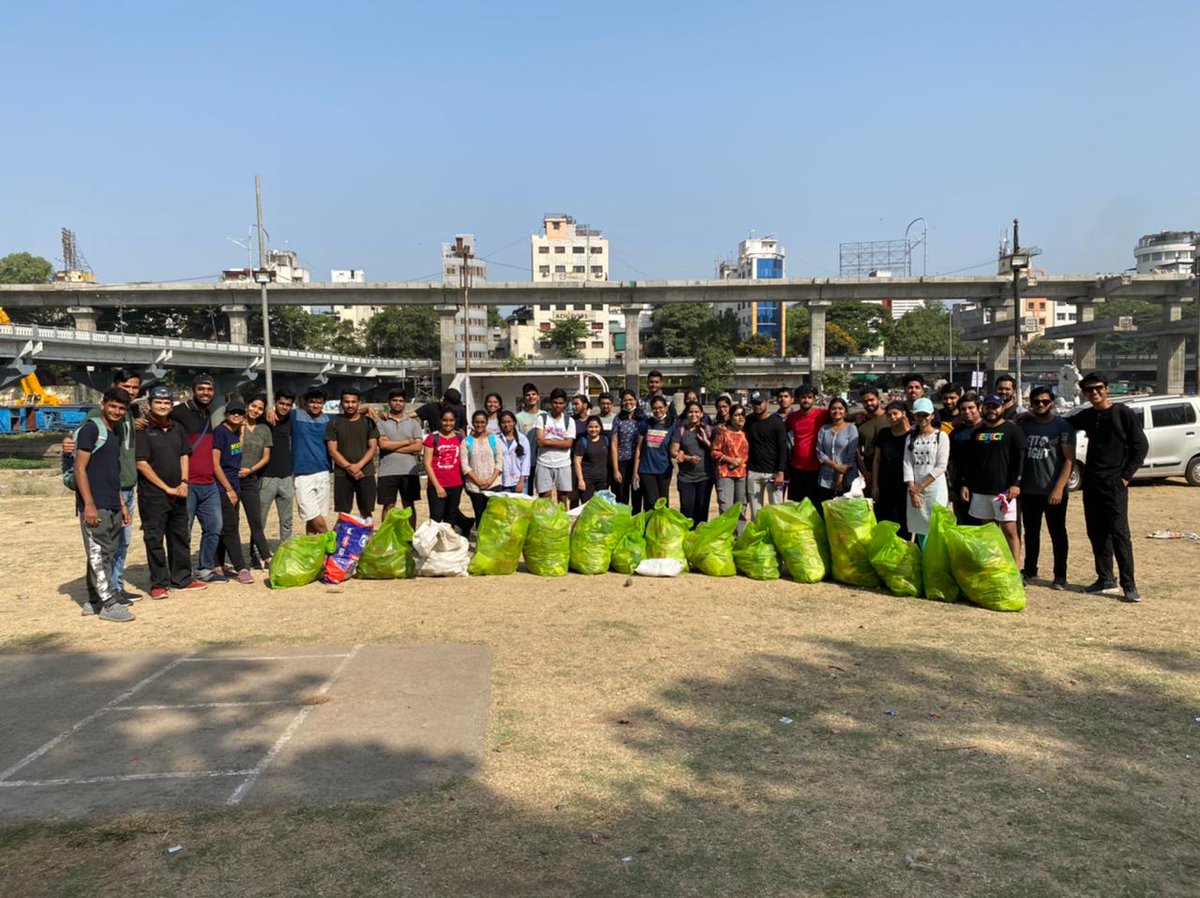 puneploggers's tweet photo. Drive No : 261
Cleanliness does not mean to speak about dirt or blame others for it.👉🏻
Cleanliness means an effort to make Environment Clean internally & externally🌿
#puneploggers #indianploggers #pmc #plogging #cleanliness #cleanpune #cleanhills https://t.co/YOPgs8NEom