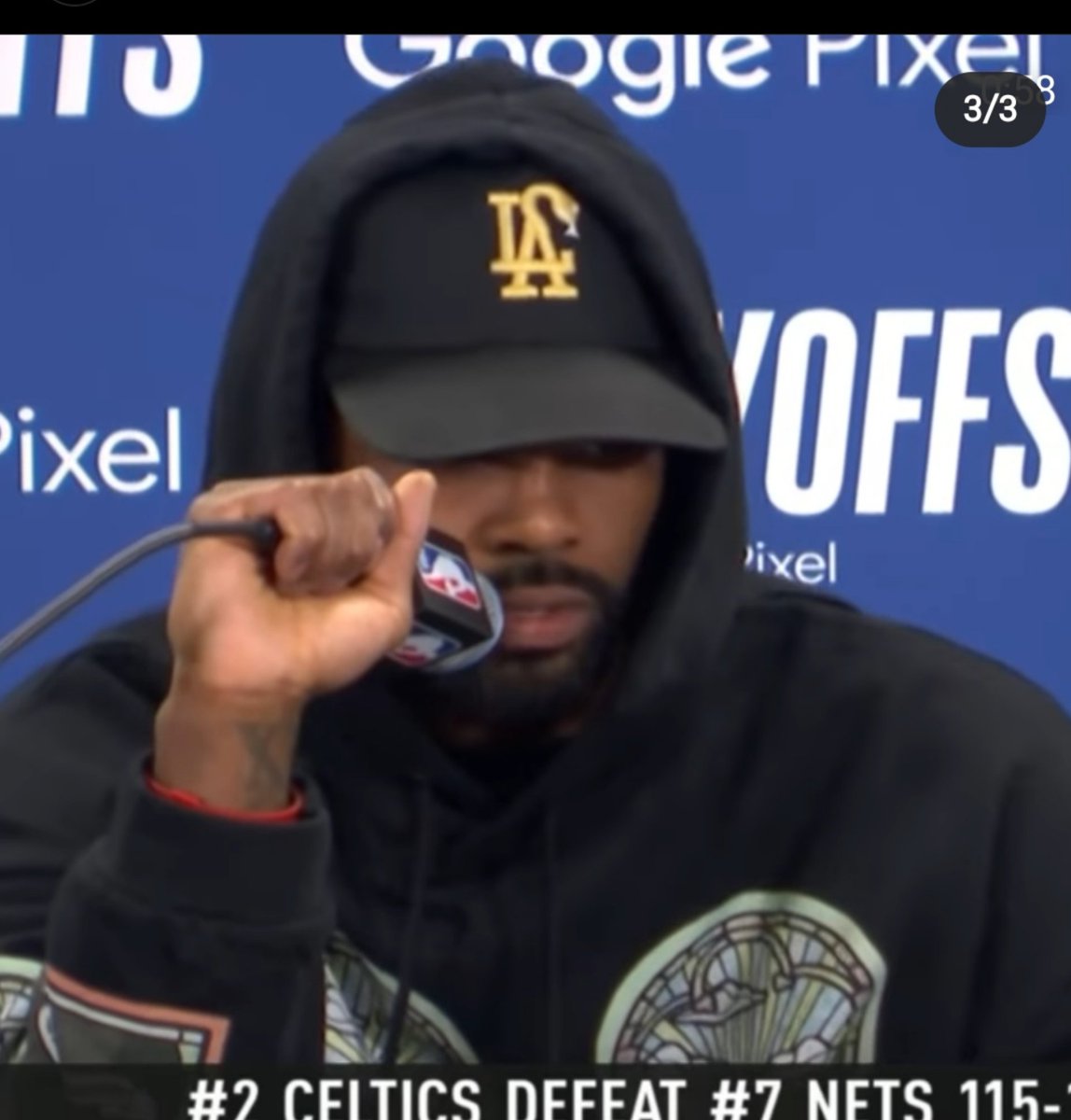 cesar_eyebrow's tweet photo. Check out Kyrie Irving's hat #mamba #inboston #NBAPlayoffs #NETSvsCELTICS https://t.co/5SzClZ1pwG