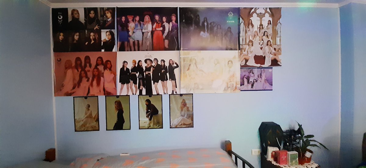 wangdimiapple_'s tweet photo. No abrí mis Posters hace años hasta ahora... es el momento indicado💕
🔥🌱🇨🇱🇰🇷 @hf_dreamcatcher
#MAISON #Dreamcatcher #insomnia #Insomniachile #Dreamcatcherchile
#sinply_kpop_tour_chile #simply_kpop https://t.co/KXk0HV0ZGv https://t.co/v707yiffG8